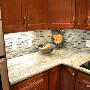 Traditional Kitchen with Glass Backsplash