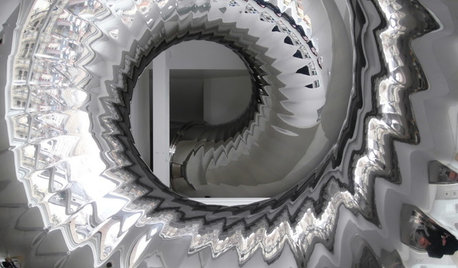 Design Surprises Amaze in an Eye-Popping Manhattan Penthouse