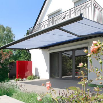 Retractable Awnings