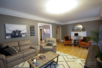 Example of an urban home design design in Other