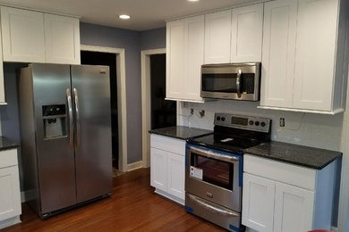 Example of a transitional kitchen design in Atlanta