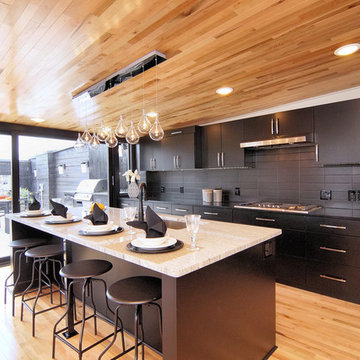 Historic Luxury Condos with Rooftop and City Views