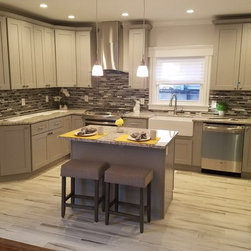 Gray Shaker Cabinets - Kitchen Products