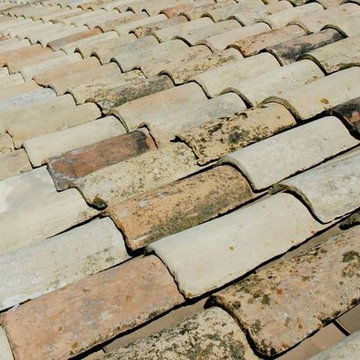 Tuscan Two Piece Reclaim Roof Tiles