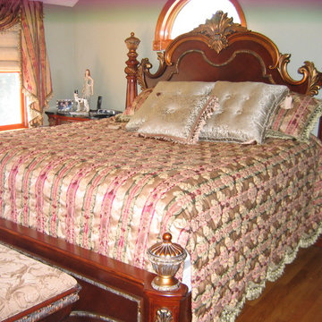 Custom Bedspread Coverlet with Scallop Bottom, Shams & Euroshams