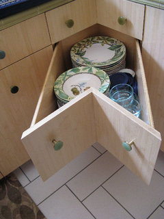 corner drawers instead of lazy susan