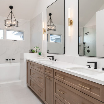 Lantern Bay II Master Suite