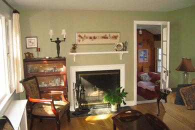 Transitional living room photo in New York