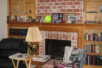 Inspiration for a transitional home design remodel in Los Angeles