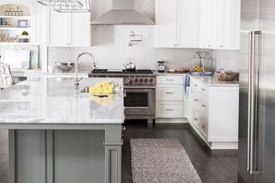 Elegant kitchen photo in Charlotte