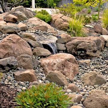 Boulder and River Cobble Water Feature