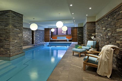 Contemporary pool in Toronto.