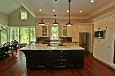Kitchen photo in Atlanta