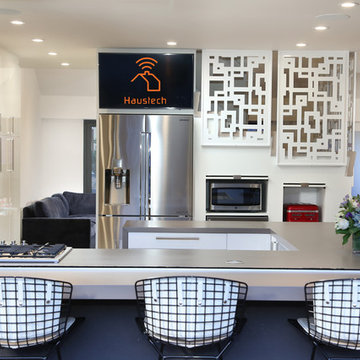 Mar Vista Hilltop Retreat