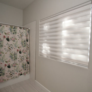 Hunter Douglas Vignettes-Modern Roam Shades