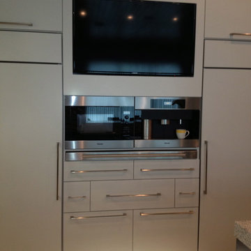 Contemporary Kitchen