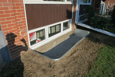 Inspiration for an exterior home remodel in Toronto