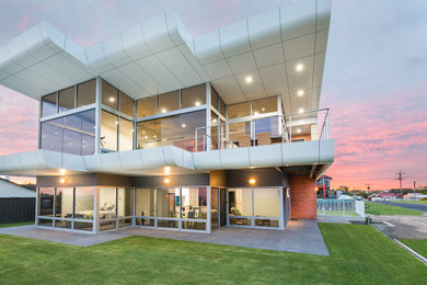 Inspiration for a contemporary exterior in Adelaide.