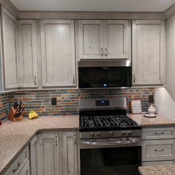 Rock Island Kitchen Remodel-2022 Koch Cabinets MSI Quartz Bedrock