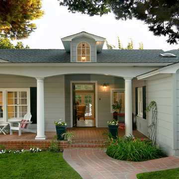 Family Friendly Colonial Revival