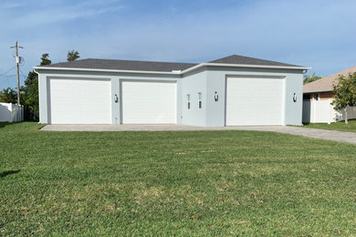 Detached Garage with bathroom - 2100 sq. ft.