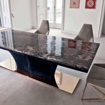 Selling: Omotesando Dining Table, Miu Chair