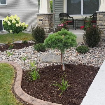Low Maintenance Planting Bed in Savage