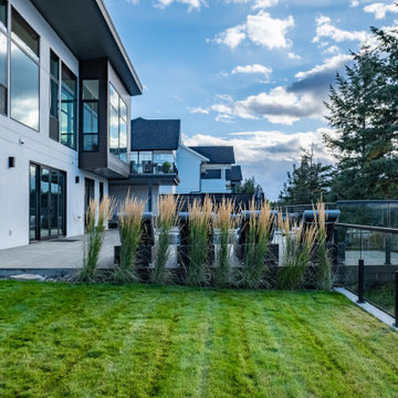 Lake view severely sloped shallow lot
