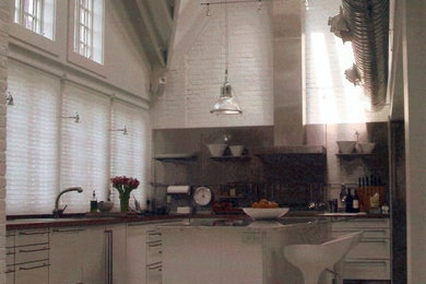 Home design - industrial home design idea in Boston
