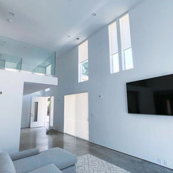 Pasadena Minimalism House - Curtains