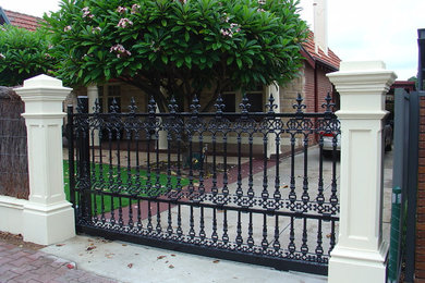 Elizabeth / Mary Cast Aluminium Gates & Fence Panels
