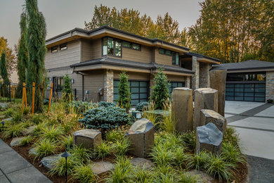 Photo of a contemporary landscaping in Portland.