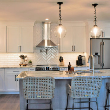 Fabuwood Onyx Kitchen by Lauren