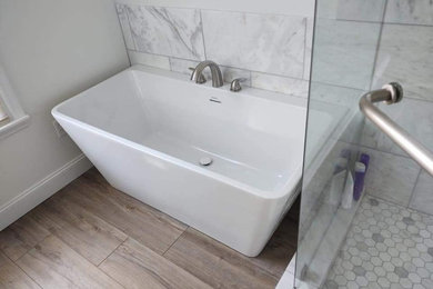 Example of a bathroom design in Other
