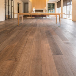 WIde Plank RIft White Oak - Products