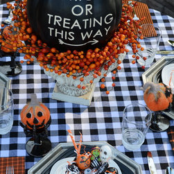 Holiday Dining - Dinnerware Sets