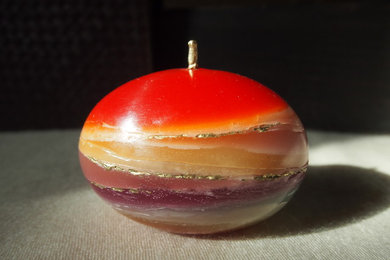 Handmade Candle (name: Planet Egg)
