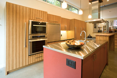 Commercial Drive - Modern Home Kitchen