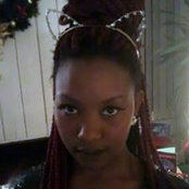 Aisha Holden's photo