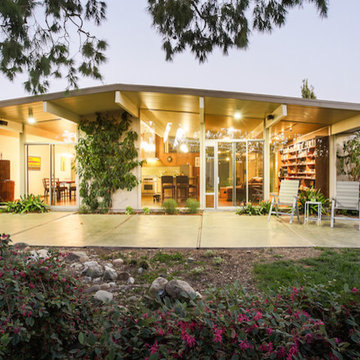Jones & Emmons Eichler Home in Orange, CA