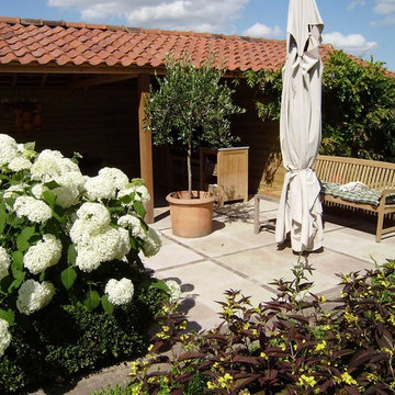 Gestaltungen mit Naturstein im Garten