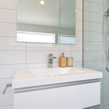 A Minimalist Retreat