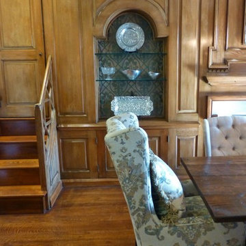 Rustic and Refined Historic Dining Room