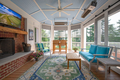 This is an example of a porch design in Columbus.