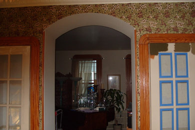 Dining room photo in Other