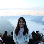 Jesslyn Vania's photo