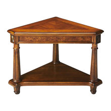 Triangluar table