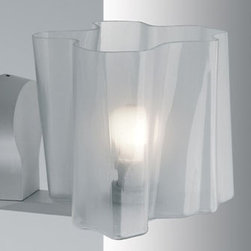 Logico Single Wall Lamp by Artemide - Wall Sconces