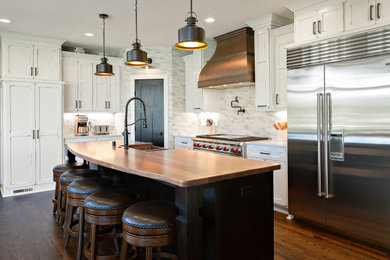 Inspiration for a timeless kitchen remodel in Minneapolis