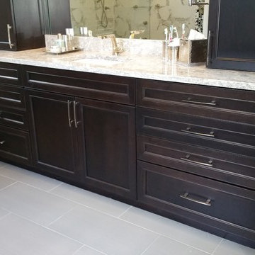 Stunning Ebony Master bathroom Retreat
